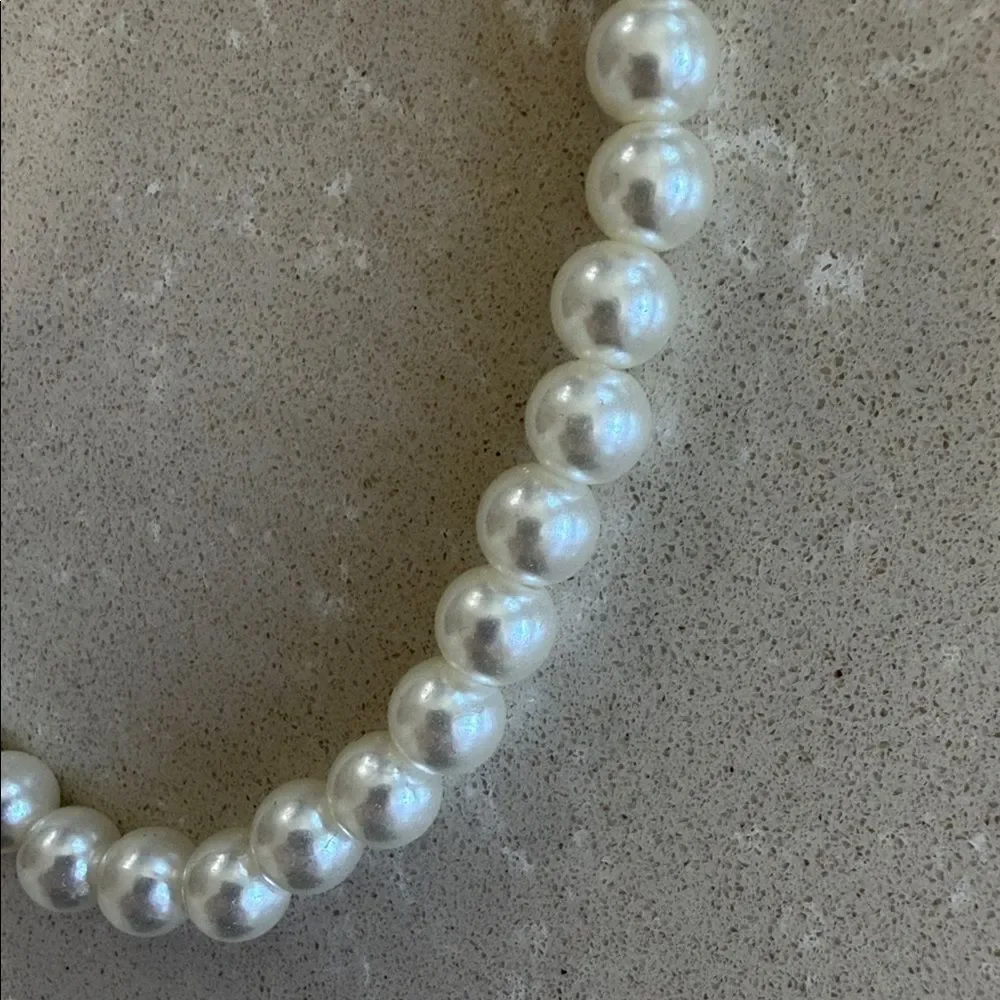 Elegant Pearl Necklace Set 2